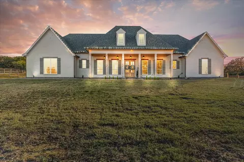 1070 County Road 2026, Glen Rose, TX 76043