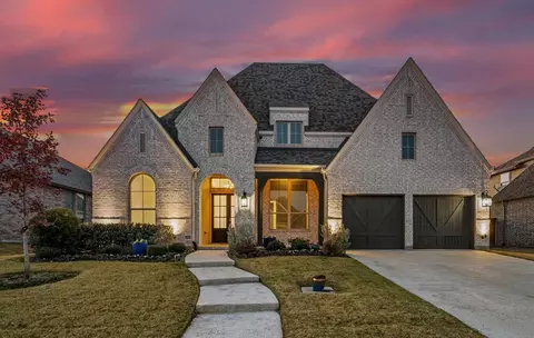 6941 Basket Flower Rd, Roanoke, TX 76262