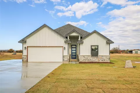 900 Kite Rd, Mineral Wells, TX 76067