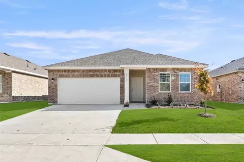 8312 Hawkview Dr, Fort Worth, TX 76179