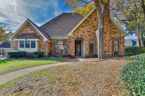 3137 Evan Dr, Hurst, TX 76054