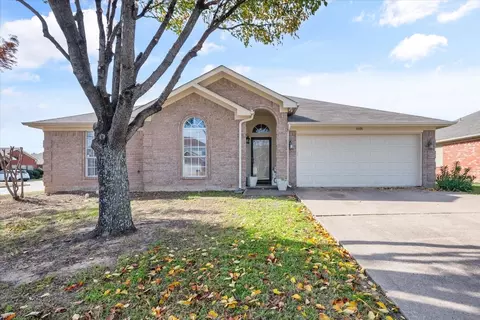 1601 Cancun Dr, Mansfield, TX 76063