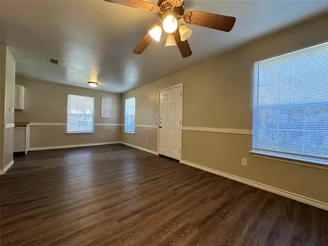 104 Prospect, Denison, TX 75021 photo 3