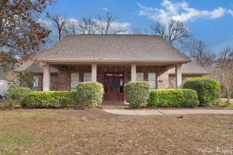 247 Old Palmetto Rd, Benton, LA 71006
