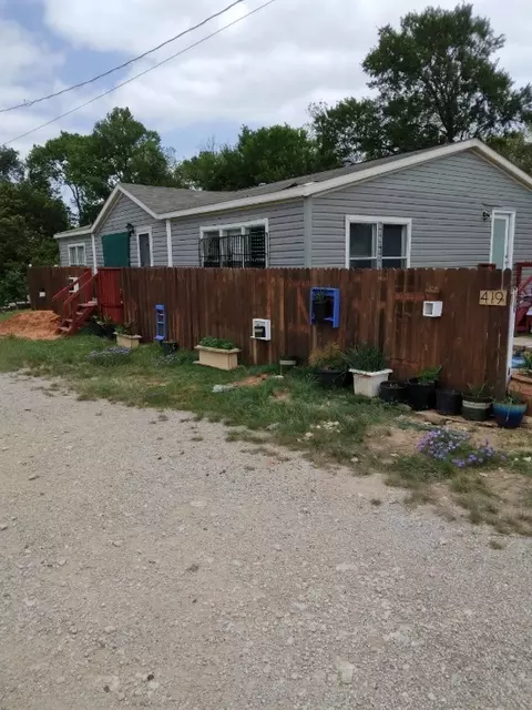 419 Blue Jay Ct, Granbury, TX 76049