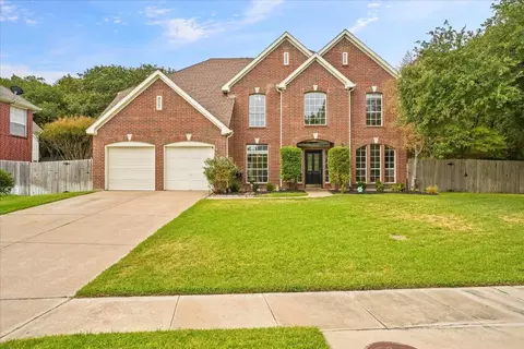 3240 Horseshoe Dr, Grapevine, TX 76051