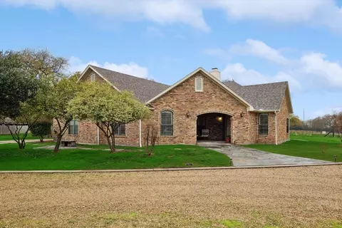 6955 Zackery Rd, Aubrey, TX 76227