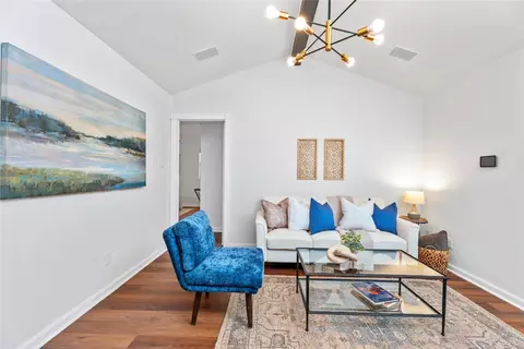 209 Primrose Hl, Euless, TX 76039 photo 8