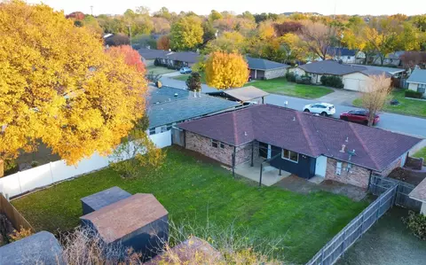 209 Primrose Hl, Euless, TX 76039 photo 23