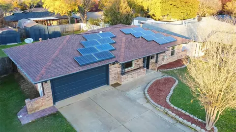 209 Primrose Hl, Euless, TX 76039 photo 22