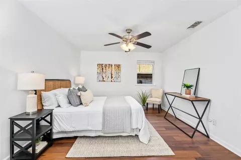 209 Primrose Hl, Euless, TX 76039 photo 4