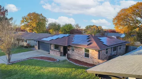 209 Primrose Hl, Euless, TX 76039 photo 20