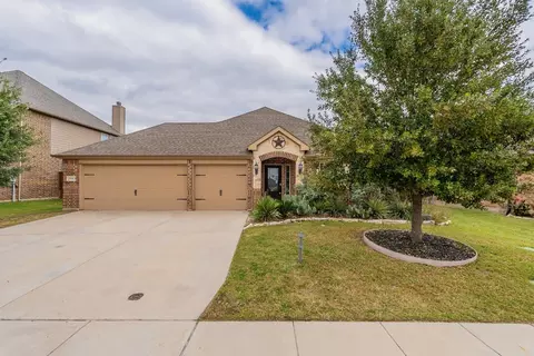 15036 Seventeen Lakes Blvd, Roanoke, TX 76262