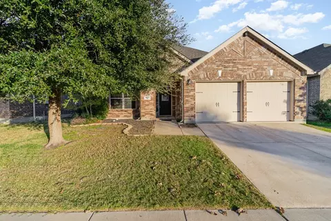 901 Green Coral Dr, Little Elm, TX 75068