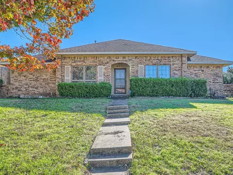 4713 Meadowview Dr, Mesquite, TX 75150