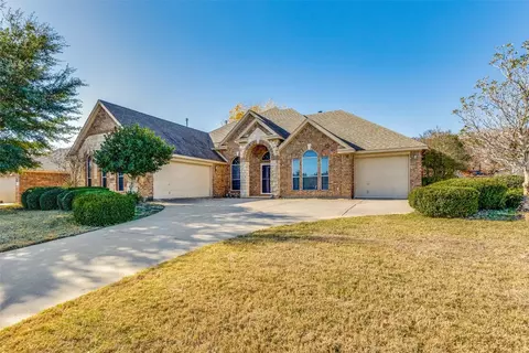 1101 Ashton Dr, Azle, TX 76020