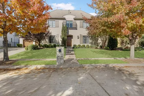 9304 Marbella Dr, Fort Worth, TX 76126