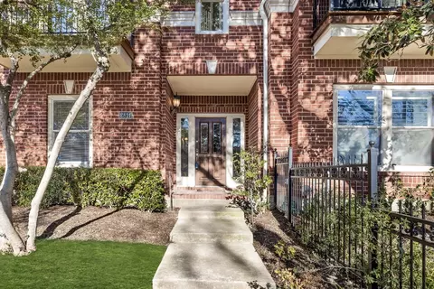 2814 N Hall St, Dallas, TX 75204