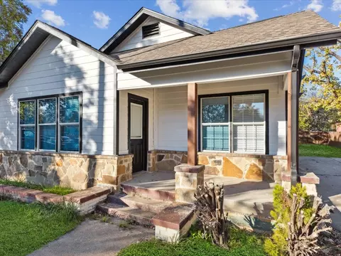 605 E Brin St, Terrell, TX 75160