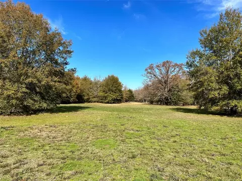 000 Pr 44005, Blossom, TX 75416