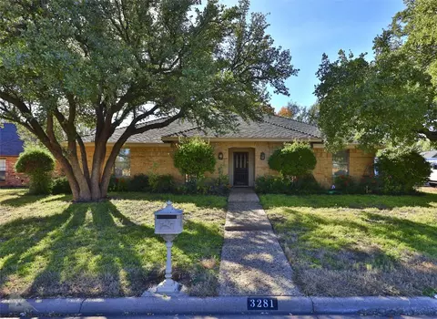 3281 Woodlake Dr, Abilene, TX 79606