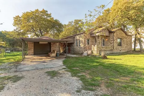 12550 J Rendon Rd, Burleson, TX 76028