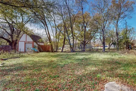 408 Collin St, Nevada, TX 75173