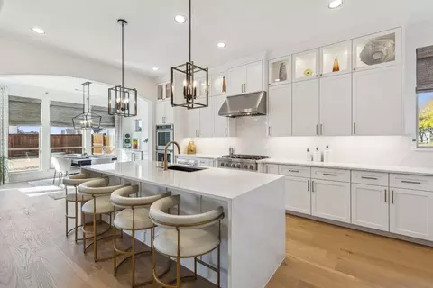 301 Seven Oaks Dr, Prosper, TX 75078