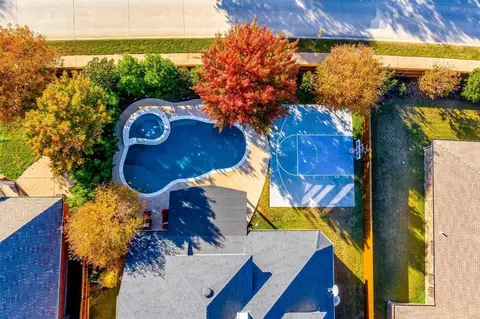 15421 Landing Creek Ln, Roanoke, TX 76262