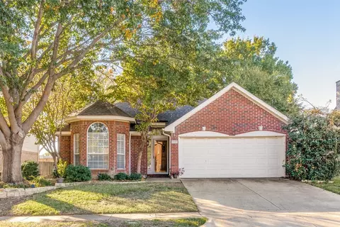 1807 Autumn Ridge Ln, Grapevine, TX 76051