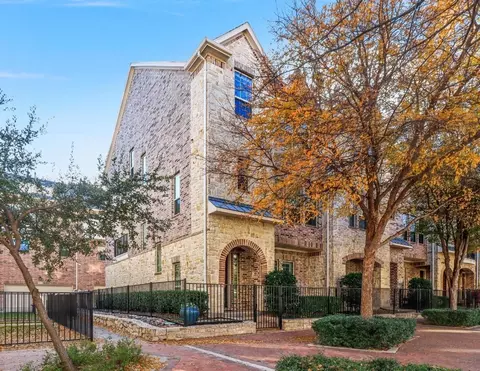 5026 Meridian Ln, Addison, TX 75001