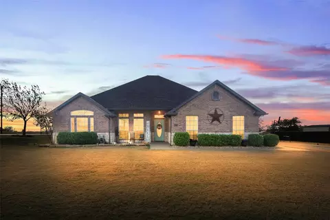11321 Hill Country Cir, Ponder, TX 76259