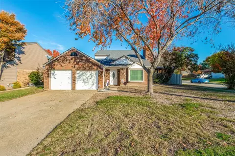 5400 Carriage Ct, Flower Mound, TX 75028