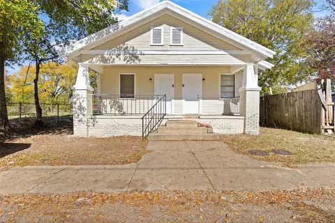 207 Mitchell St #A, Longview, TX 75601