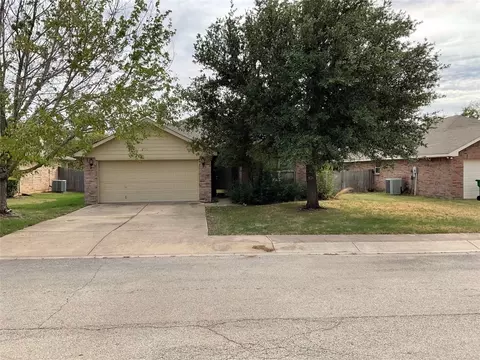 608 Stirling Rd, Rhome, TX 76078