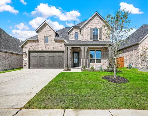 1810 Open Range Dr, Mansfield, TX 76063