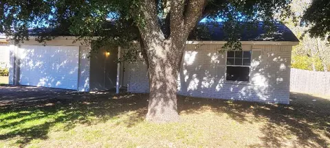7419 Bluestem Rd, Dallas, TX 75249