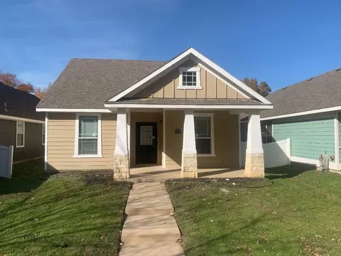 1817 Cambridge Dr, Providence Village, TX 76227