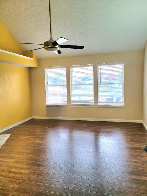 1105 Hanover Dr, Euless, TX 76040 photo 20