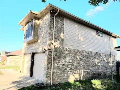 1105 Hanover Dr, Euless, TX 76040 photo 5