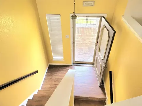 1105 Hanover Dr, Euless, TX 76040 photo 18