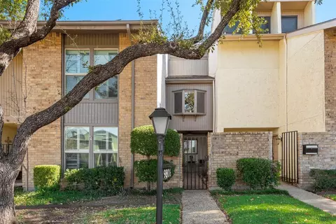 9806 Amberton Pkwy, Dallas, TX 75243