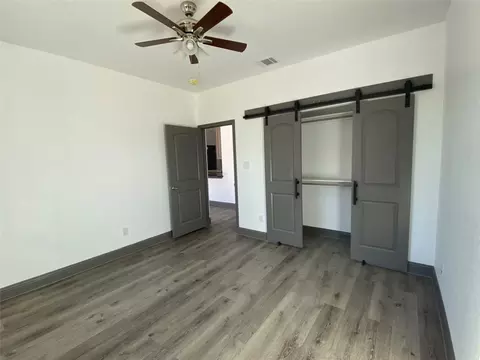 503 Robbins St, Cleburne, TX 76031 photo 14
