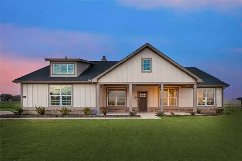 114 Chester Rd, Springtown, TX 76082