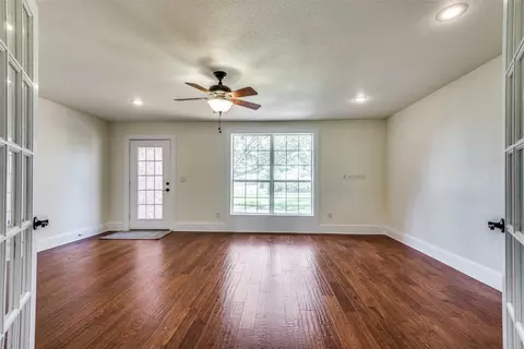 11489 Plainview Rd, Krum, TX 76249 photo 18