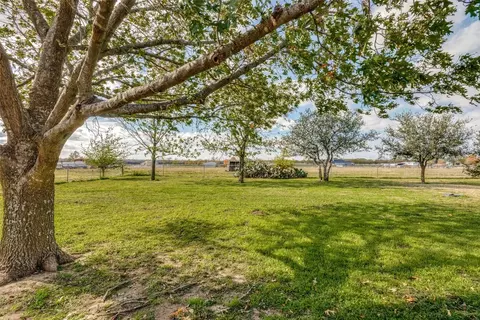 11489 Plainview Rd, Krum, TX 76249 photo 34