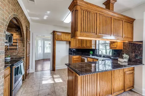 11489 Plainview Rd, Krum, TX 76249 photo 12