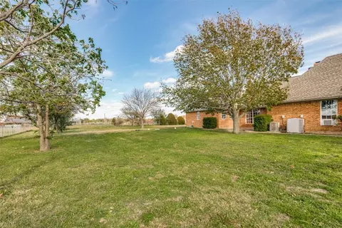 11489 Plainview Rd, Krum, TX 76249 photo 33
