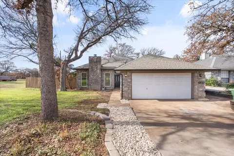 6637 Townlake Cir, Arlington, TX 76016