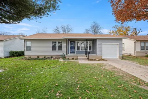 3551 Parker Rd W, Haltom City, TX 76117